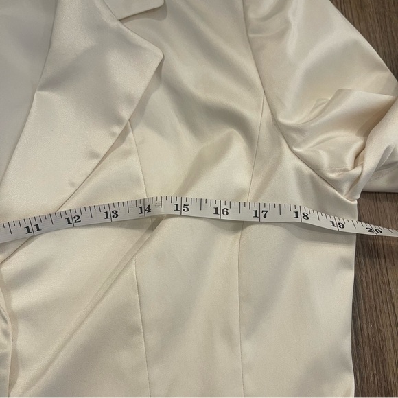 Vintage Talbots Blazer Jacket Womens Size 12 Ivory Viscose Silk Blend One Button - Picture 7 of 9